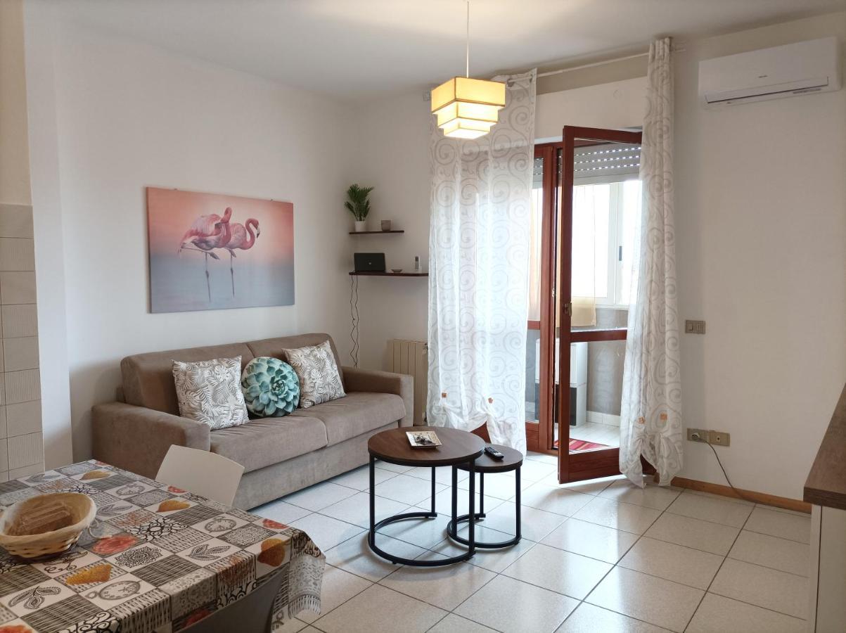 Gentarrubia - A Casa Nel Cuore Della Citta Oristano Buitenkant foto