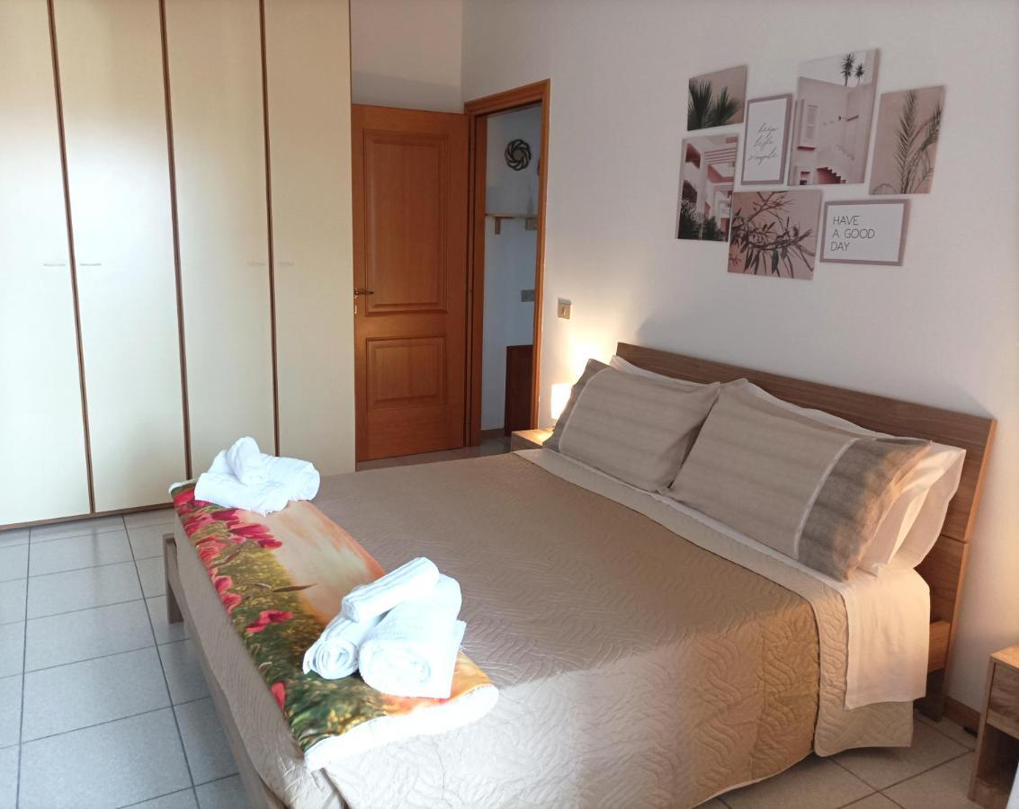 Gentarrubia - A Casa Nel Cuore Della Citta Oristano Buitenkant foto