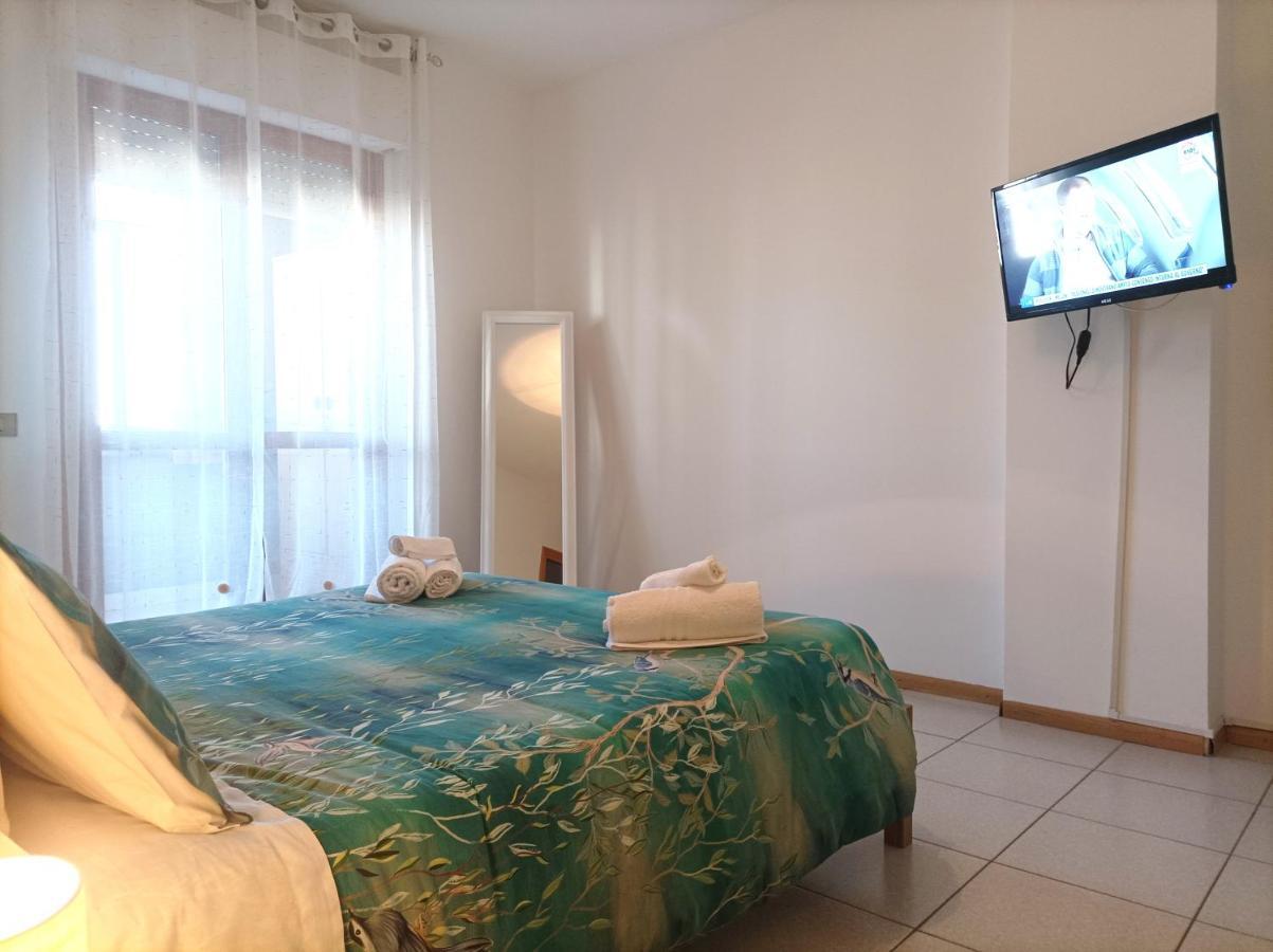Gentarrubia - A Casa Nel Cuore Della Citta Oristano Buitenkant foto